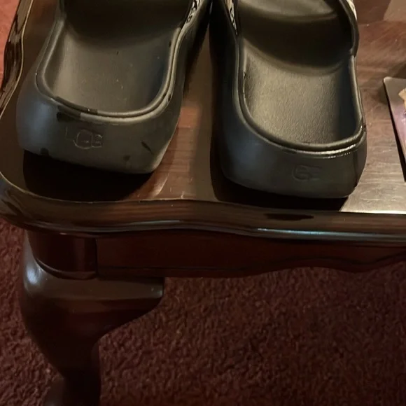 UGG Monochrome Logo Slide Sandals - Picture 5 of 6
